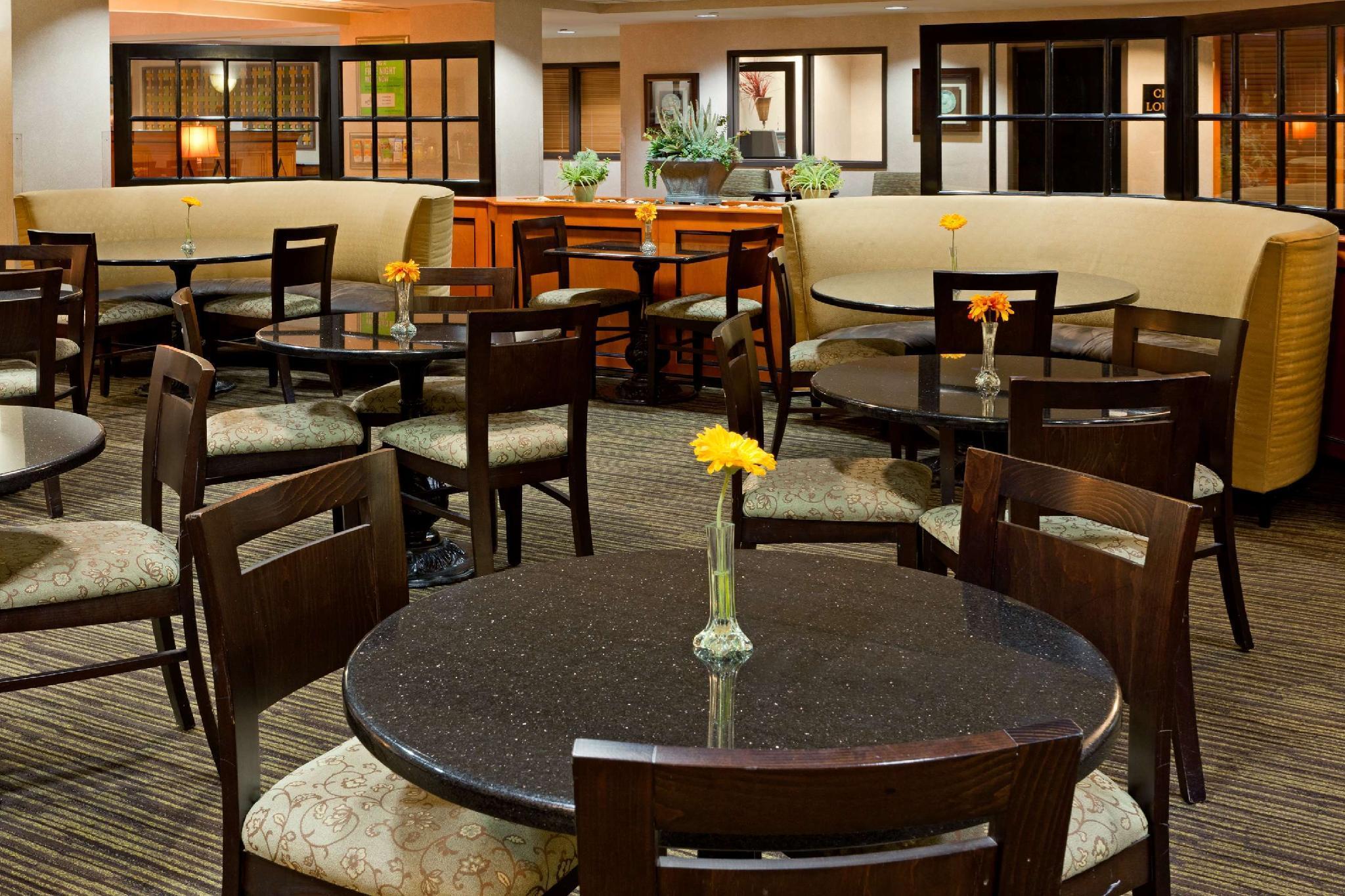 La Quinta By Wyndham גרדן סיטי מראה חיצוני תמונה