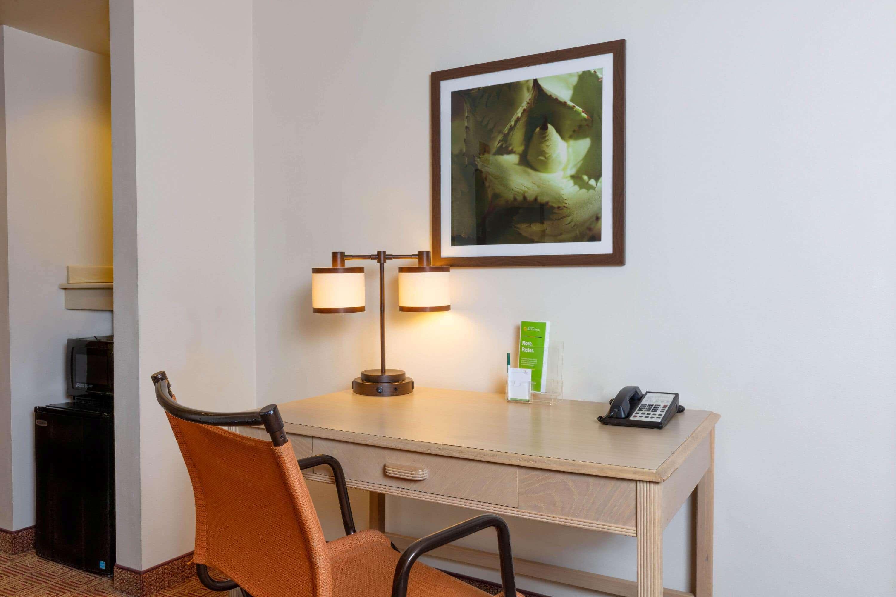 La Quinta By Wyndham גרדן סיטי מראה חיצוני תמונה