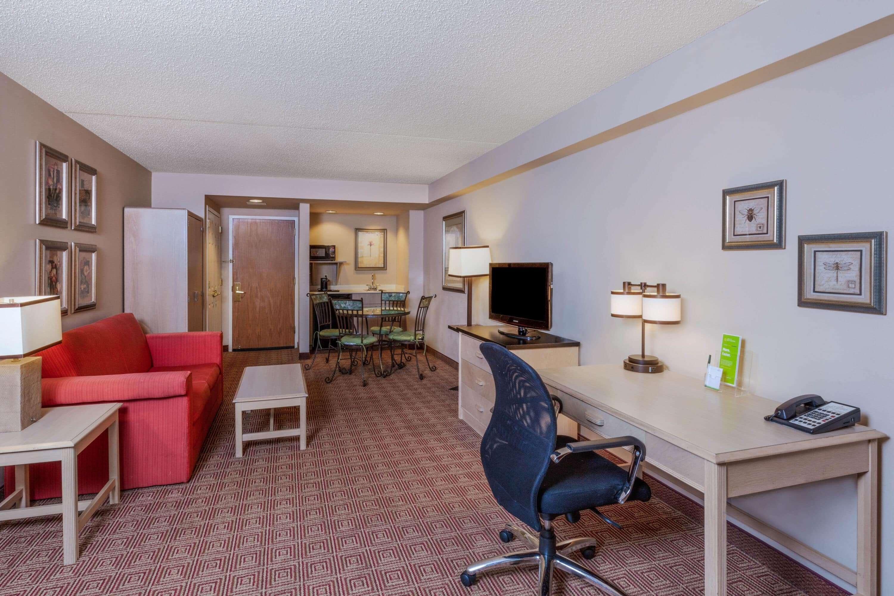 La Quinta By Wyndham גרדן סיטי מראה חיצוני תמונה