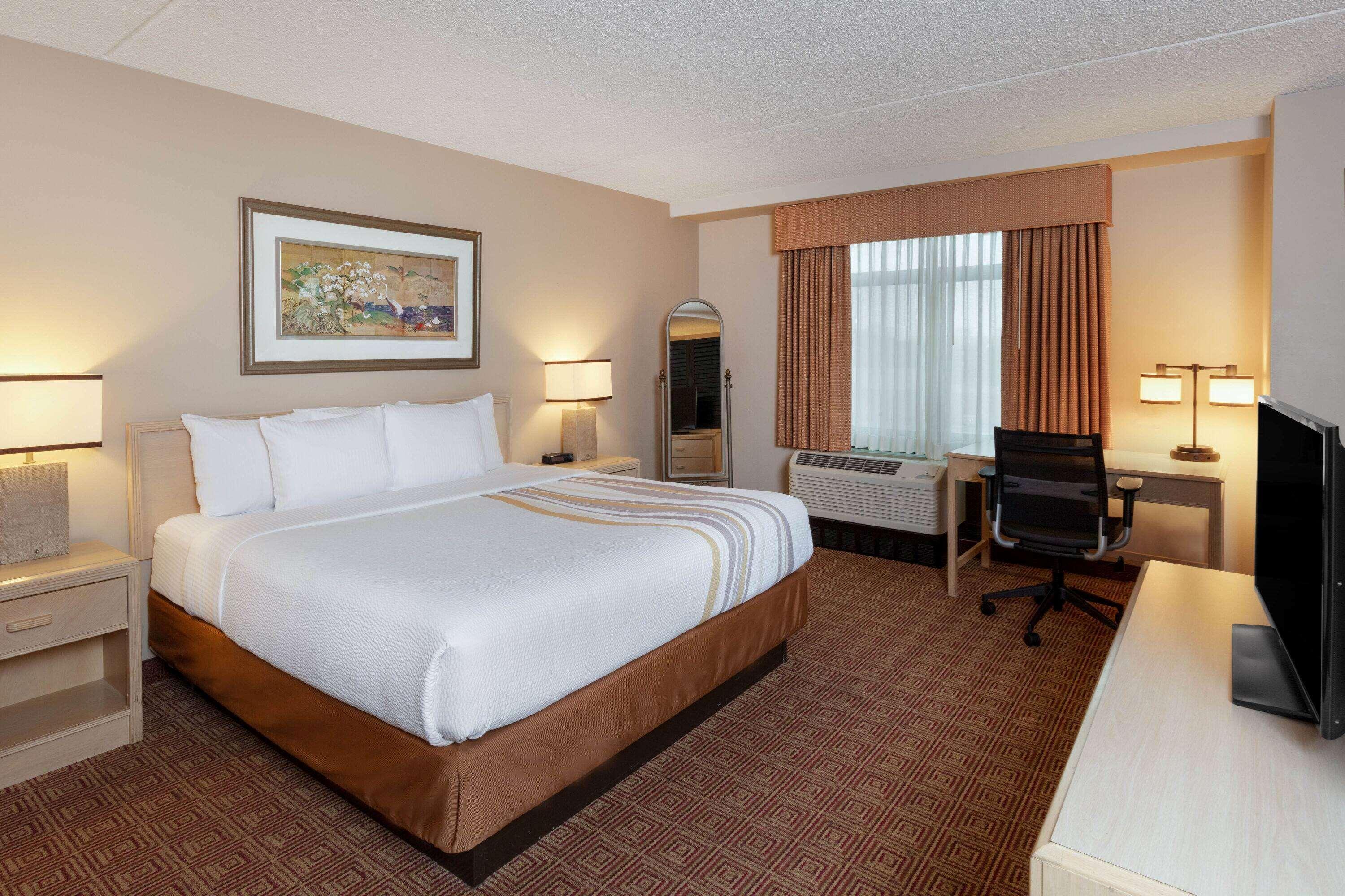 La Quinta By Wyndham גרדן סיטי מראה חיצוני תמונה